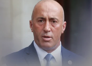 Ramush Haradinaj voton dhe bën thirrje qytetarëve: Kosova ka nevojë për votën tuaj