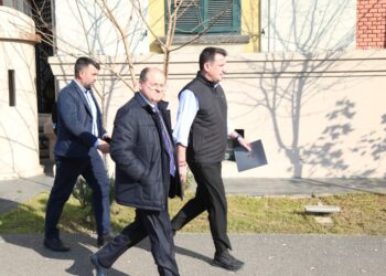 Kallëzimi i Nesti Angonit ndaj Erion Veliajt që çoi në arrestimin e tij