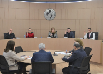 Miratohet modeli i fletës së votimit për emigrantët nga Komisioni Rregullator