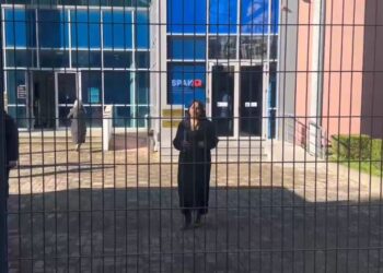 Valbona Xoxa, nëna e Ajola Xoxës, shkon në SPAK