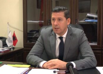 Ish-drejtori i ARRSH, Dashamir Gjika, paraqitet në SPAK, cilat janë akuzat ndaj tij?