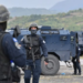 Mbyllen 4 qendrat serbe në veri, çfarë konstatoi policia