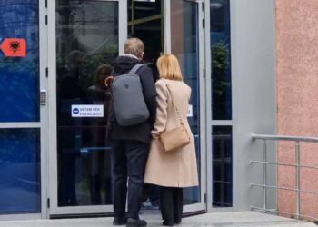 Dosja “Veliaj”/ Klotilda Bushka paraqitet në SPAK, akuza