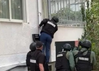 Vrasja e Lulzim Vishës/ RENEA bastis banesën e Ervis Lamit