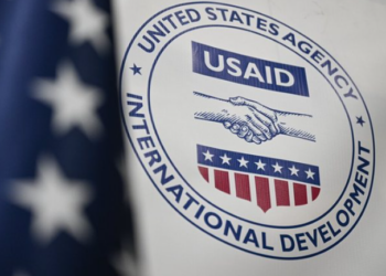 Pse administrata Trump pushoi 1600 punonjës nga USAID