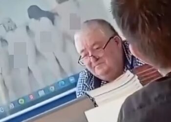 Mësuesi dorëhiqet pasi pa porno teksa laptopi ishte i lidhur me projektor