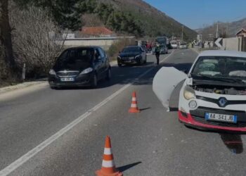 Aksident i trefishtë në aksin Lezhë-Shkodër