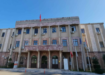 Agron Malaj dha dorëheqjen, emërohet kryetari i ri i Bashkisë Mat