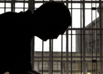 E rëndë në Tiranë! Vetëvaret 46-vjeçari në bllokun e sigurisë