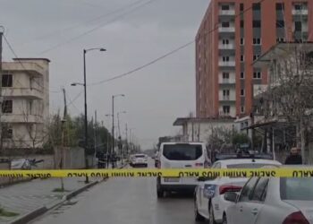 Goditën 38-vjeçarin me sende të forta, identifikohen autorët e ngjarjes në Kamëz