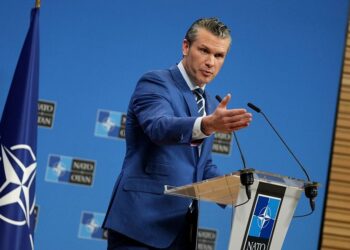 SHBA tërhiqet nga kryesimi i grupit të aleatëve të Ukrainës