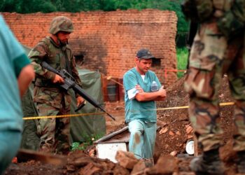 Trajtonin në mënyrë çnjerëzore shqiptarët gjatë luftës, ndalohen 3 persona