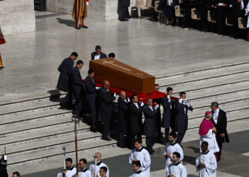 Përfundon mesha mortore për Papa Françeskun, arkivoli drejt “Santa Maria Maggiore”