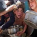 Krizë urie në Gaza, furnizimet me ushqime dhe ujë ende të bllokuara