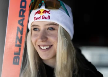 Skiatorja Lara Colturi do të vazhdojë të garojë për Shqipërinë