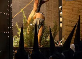 Pas horizontit jeta vazhdon! E Premtja e Zezë dhe Pashkët