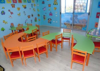 Helmimi i paralajmëruar: AKU heshti, fëmijët e Gramshit u helmuan me vezë