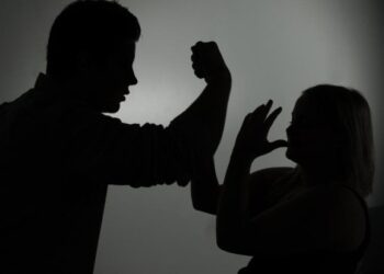 Rritje shqetësuese e dhunës familjare në Fier, fëmijët viktimat kryesore