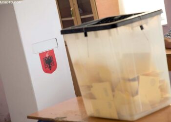 Zgjedhjet e 11 majit/ Ja fletët e votimit sipas qarqeve