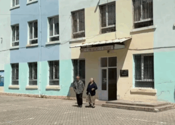 Tjetër konflikt fizik në qendrat e votimit në Pogradec