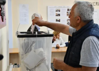 Zgjedhjet e 11 majit/ Raporti KRIIK: U abuzua me burimet shtetërore