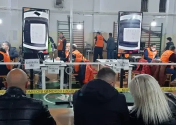 Qarku i Durrësit/ Numërohen 90% e kutive, cila parti kryeson?