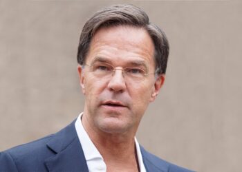 Mark Rutte komenton negociatat Rusi-Ukrainë nga Tirana