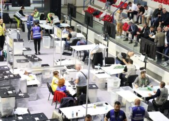 Votat e diasporës/ Mbyllet numërimi për partitë në 12 qarqe