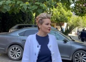 U padit për shpifje, Monika Kryemadhi paraqitet në GJKKO