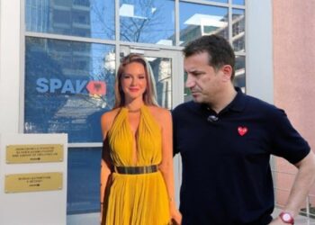 Ajola Xoxa bën rekus në Gjykatën e Lartë