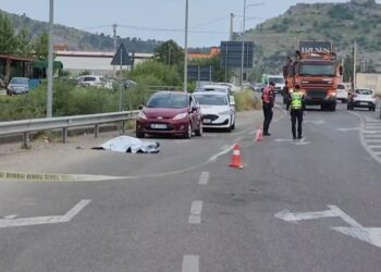 Aksident i rëndë në aksin Shkodër-Velipojë, humb jetën kalimtari