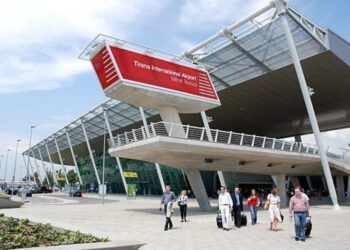 Izraeli pezullon shërbimet jashtë vendit, anulohen fluturimet me Shqipërinë