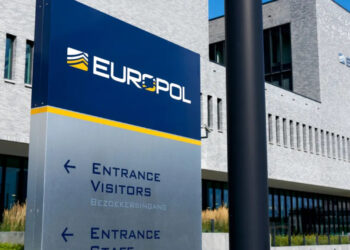 Spanjë/ Çmontohet banda shqiptare, 26 të arrestuar për falsifikim dokumentesh