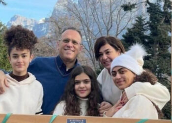 Viktimat e para të raketave iraniane të lëshuara mbi Izraelin, nëna me dy vajzat dhe tre vëllezërit ukrainas