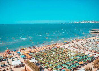 Pushimet marrin fund tragjikisht: Mbytet në plazhin e Durrësit turistja nga Bosnjë-Hercegovina