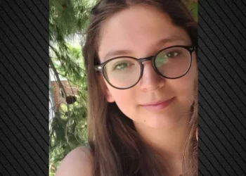 “Nuk do kthehem më në shtëpi”/ E zhdukur prej katër ditësh, flet nëna e 16-vjeçares shqiptare