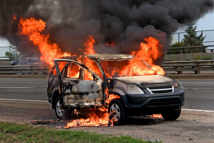 burning car, canada, toronto, gardiner exp, 2005