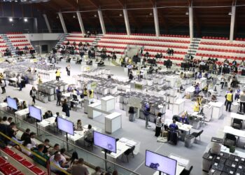 Vijon procesi i rinumërimit të votave për Tiranën, KQZ: Deri tani janë hapur 355 kuti