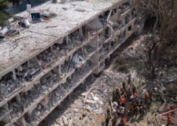 Izraeli godet objektivat ushtarake dhe vendet e lëshimit të raketave në Iran