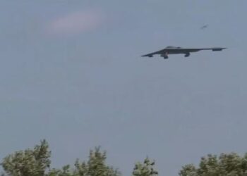 Pas 36 orësh bombardime mbi Iranin, bombarduesit B-2 rikthehen në SHBA 