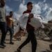 Po prisnin të merrnin ndihma humanitare, 21 viktima nga sulmet izraelite në Gaza