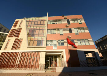 Konfiskohet pasuria e Arjan Kamanit në Cërrik, për çfarë është dënuar në Bruksel