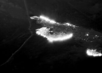 Situata nga zjarret në jug, Forcat Ajrore kontrolle me dronë