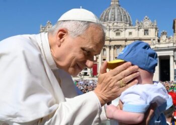 Mesha përmbyllëse për Jubileun e Fëmijëve dhe të Moshuarve/ Papa Leo XIV: Familjet janë djepi i së ardhmes