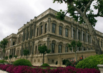 Zbulohet ora dhe vendi i bisedimeve mes Rusisë dhe Ukrainës në Stamboll