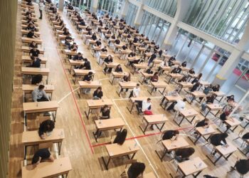 Sot provimi i parë i Maturës Shtetërore/  Rreth 27 mijë nxënës testohen në gjuhë të huaj