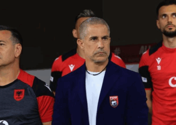 Asnjë minutë në dy ndeshjet e fundit, Sylvinho sqaron mungesën e Asanit