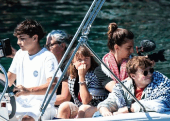 Izraeli do të bllokojë mbërritjen e aktivistes Greta Thunberg me anije në Gaza