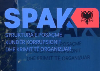 37 të pandehur përpara drejtësisë: SPAK çon në gjyq dy grupe kriminale për falsifikim dhe trafikim