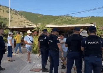 Ndërtimet pa leje në Jalë/ Banorët përplasen me IKMT-në: Kjo është vrasje